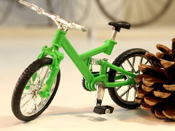 マウンテンバイク（MTB）ミニチュア 自転車/ミニチュア 雑貨/自転車 ミニチュア/自転車 模型/自転車ミニチュア 緑_画像2