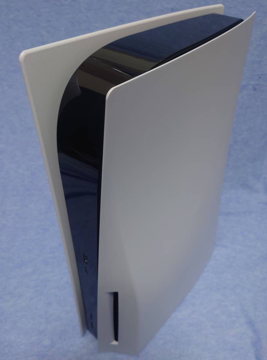 【中古】PS5本体（CFI-1100A01）+PS5版ロストジャッジメント+PS5版ジャッジアイズのセット_画像2