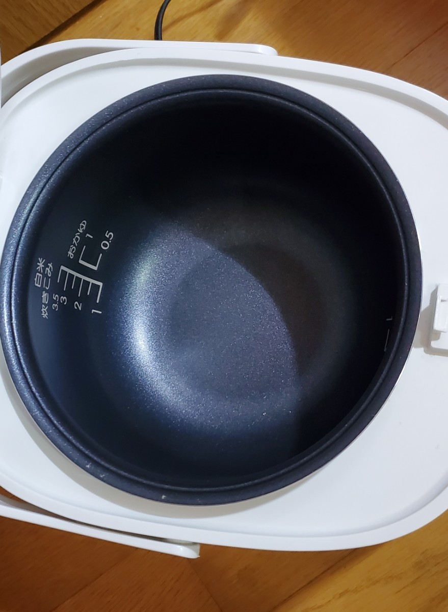 CCP  2018年製　マイコン炊飯ジャー　(3.5合炊き)　 炊飯器　調理家電