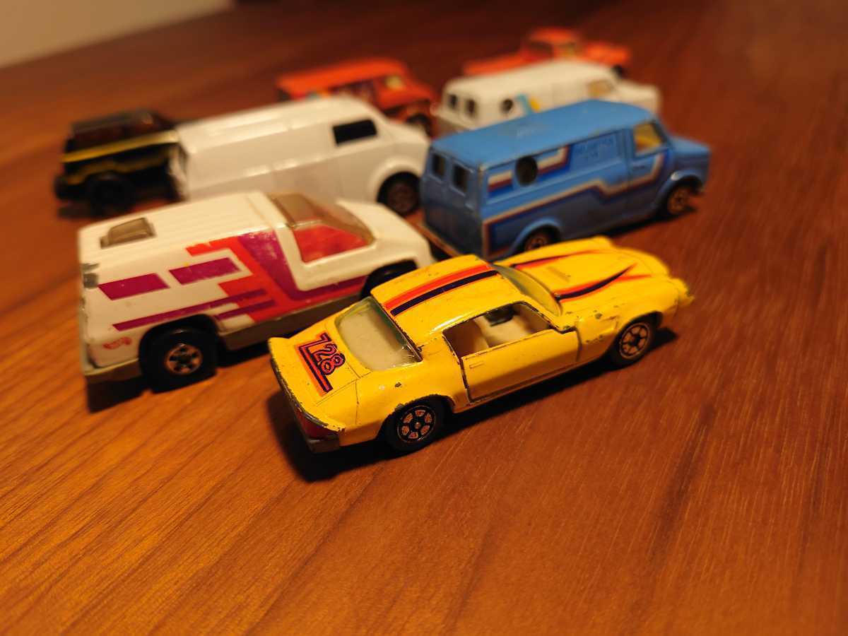 8台 70s Majorette CHEVY VAN Hot Wheels WAGON ISUZU LUV マジョレット シェビー パネル バン いすゞ トラック バニング 1/64 北米 USDM_画像2