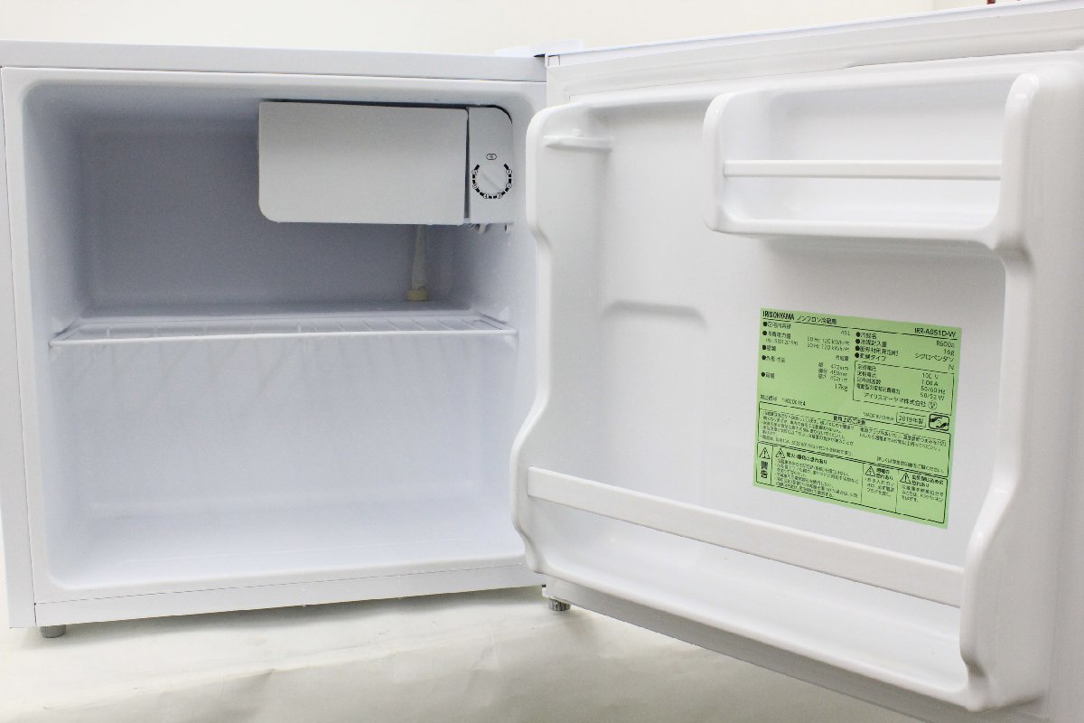 IRIS OHYAMA ■ 小型1ドア冷蔵庫 45L [IRR-A051D-W]2019年製 ■ A2563_画像3