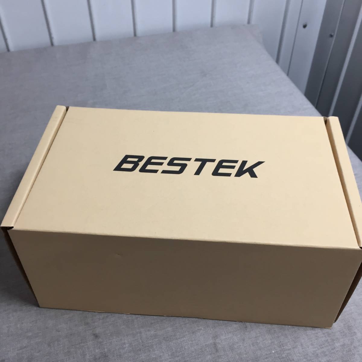 BESTEK 正弦波 インバーター シガーソケット コンセント 500W DC12VをAC100Vに変換 USB2ポート搭載 車載用インバーター カーインバーター 