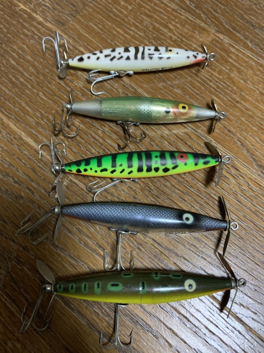 オールド ルアー☆へドン ☆ HEDDON☆ ダイイング・フラッター☆ ☆Dying Flutter☆ 5個セット売り。ダブルスイッシャー☆反射板カラー入り_画像2