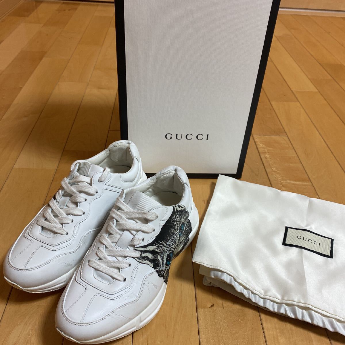 GUCCI グッチ ライトン ミスティックキャット スニーカー(¥39,500