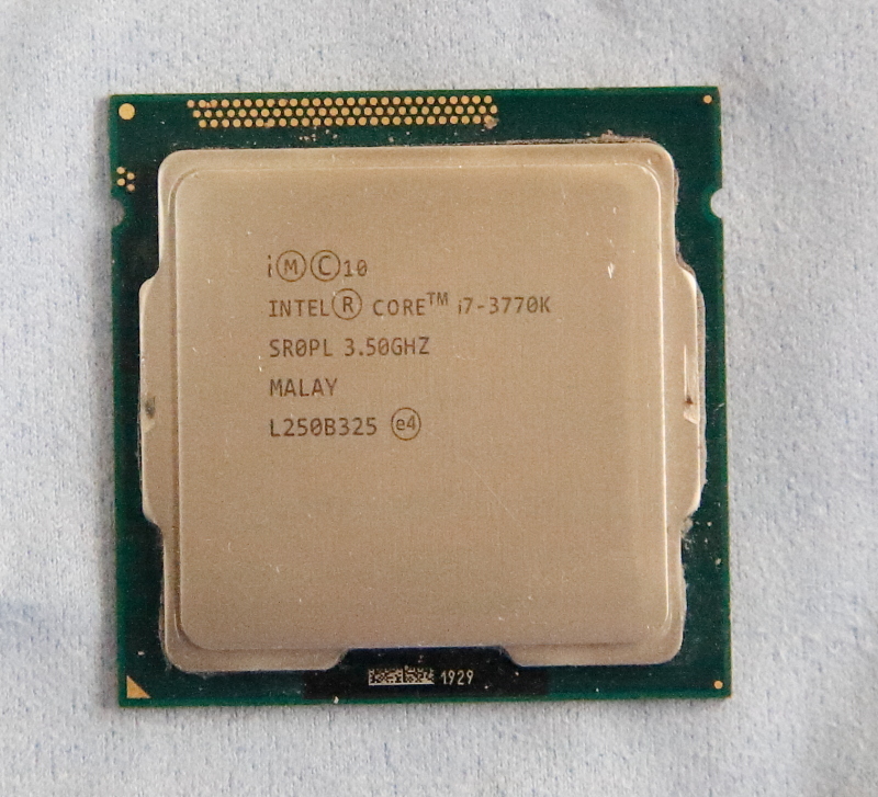 Intel Core i7 3770K LGA1155 未確認