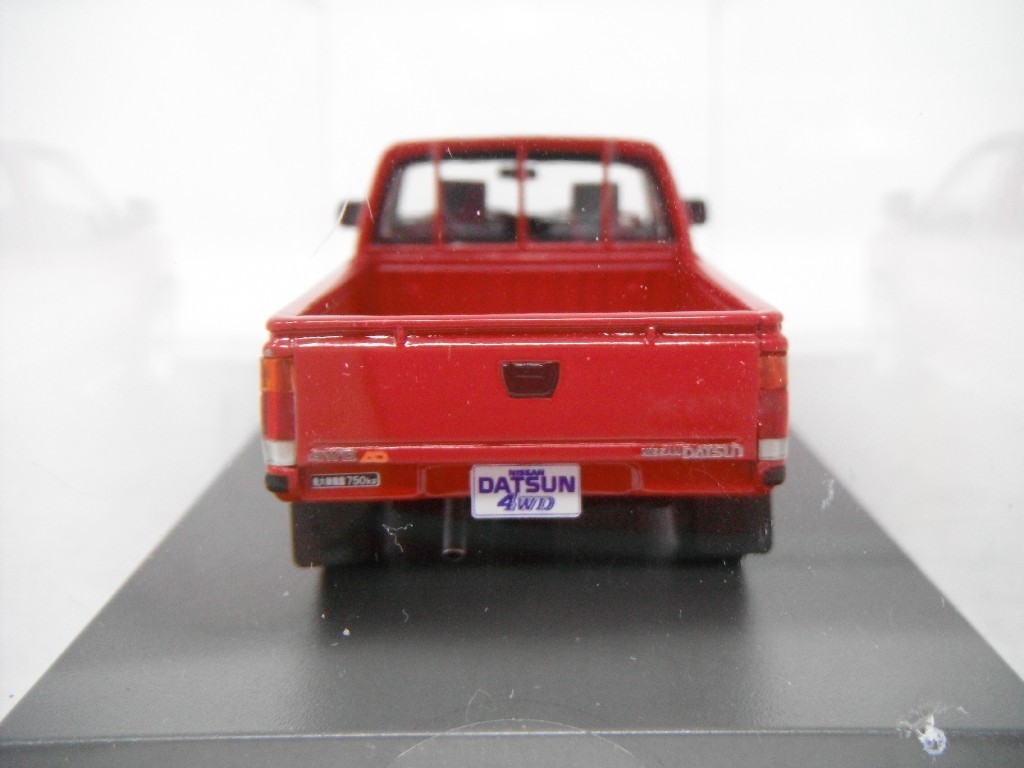 ■ インターアライド Hi-Story 1/43 NISSAN DATSUN 日産ダットサントラック (ロングボデーAD 1985) 赤 ダイキャストミニカー_画像3