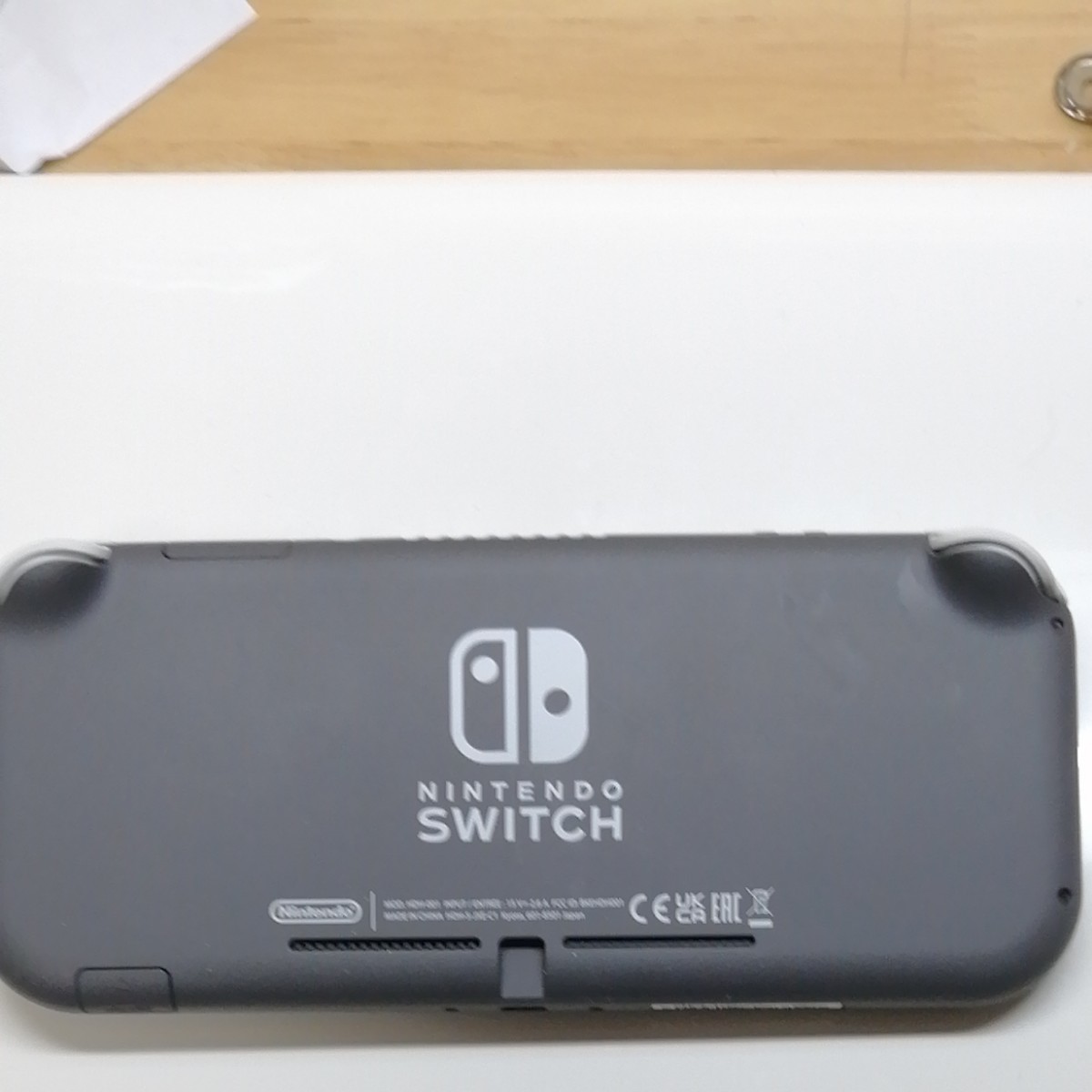 【任天堂】Nintendo Switch Lite/ニンテンドースイッチライト本体  グレー　箱　充電器　セーフティーガイド　付き
