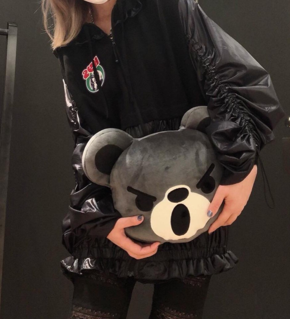 Yahoo!オークション - 即決 新品 21AW 定価50 600円 Yahoo!オークション - 即決 新品 21AW 定価50 600円