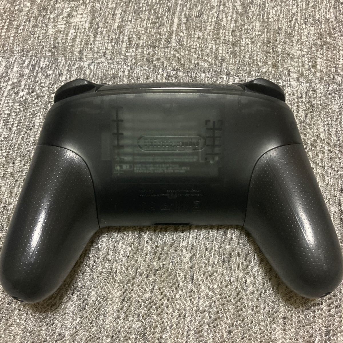 Nintendo Switch Proコントローラー