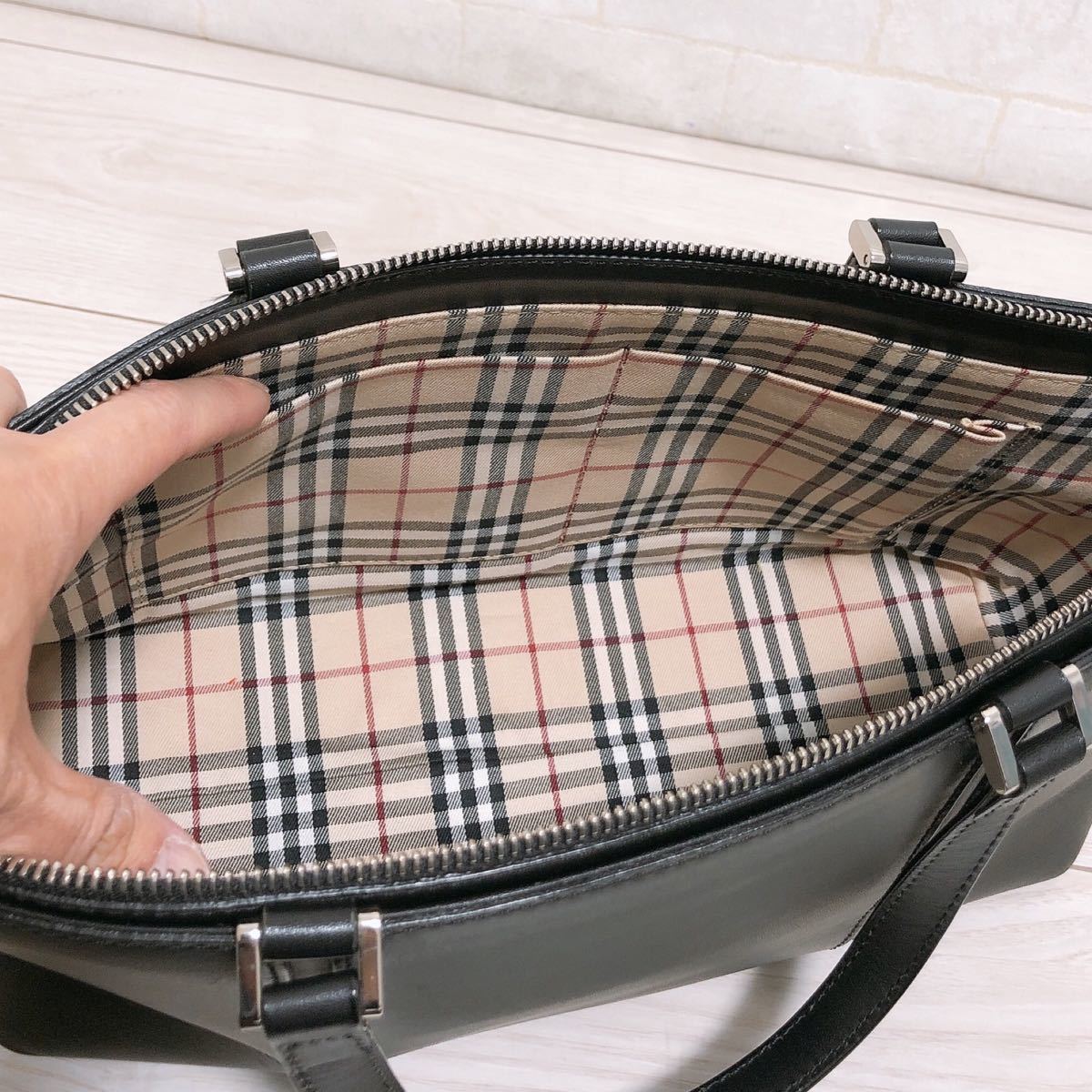 《美品》Burberry(バーバリー)ハンドバッグ