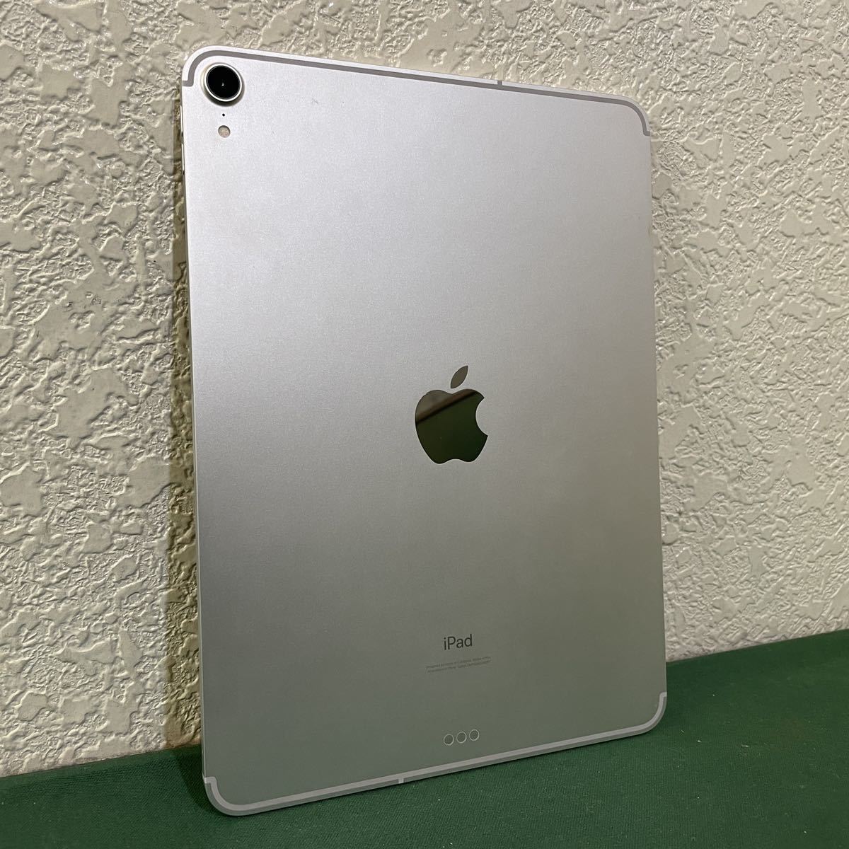 iPad Pro 11インチ 64GB 第一世代 セルラーモデル SIMフリー-