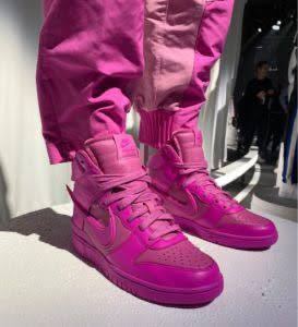 28.5㎝ NIKE AMBUSH DUNK HI COSMIC FUCHSIA ナイキ アンブッシュ ダンク ハイ ピンク コズミックフーシャ スニーカー 新品 同様 送料 無料_画像1