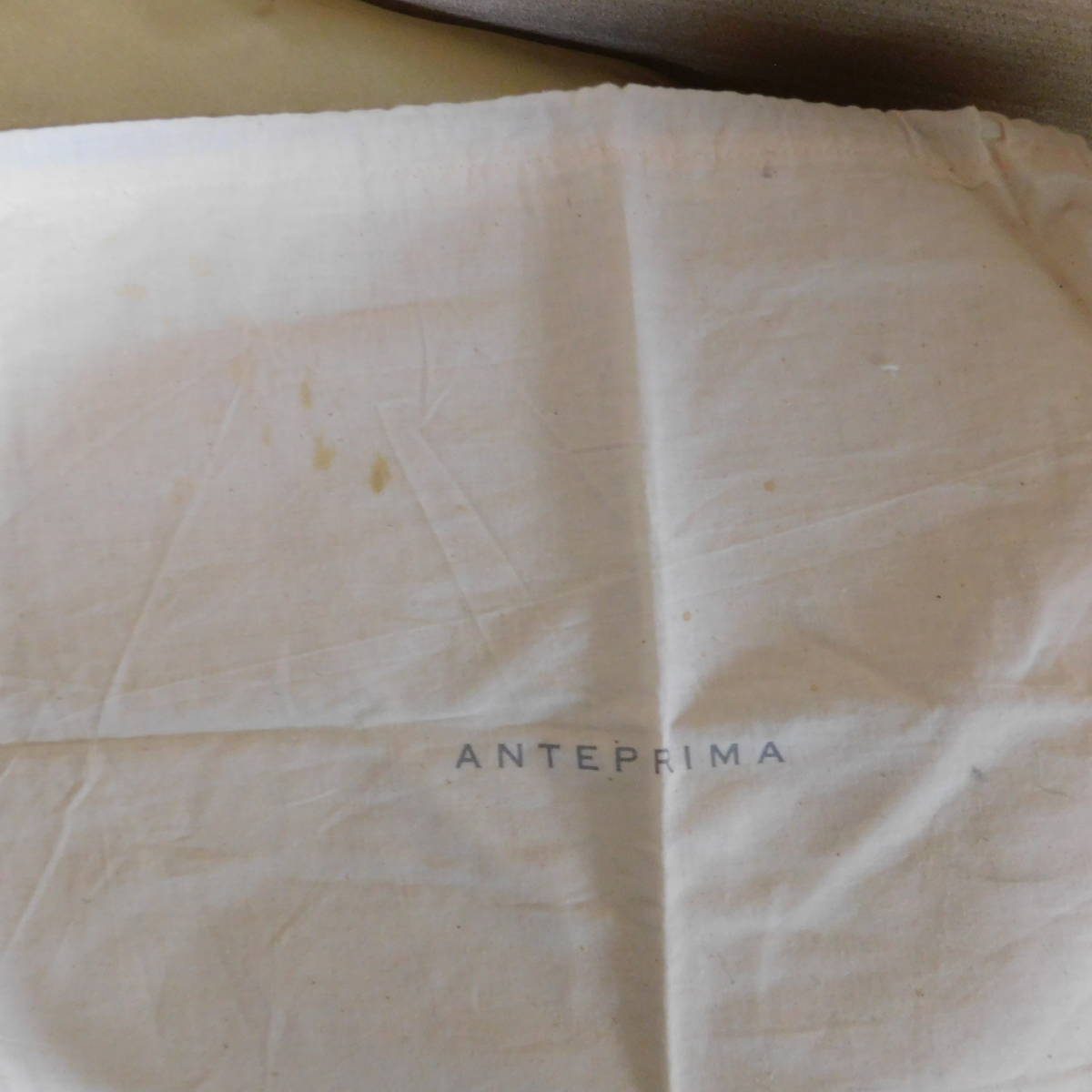 美品・アンテプリマ・ハラコバッグ_保存袋はしみ汚れ折しわあります。