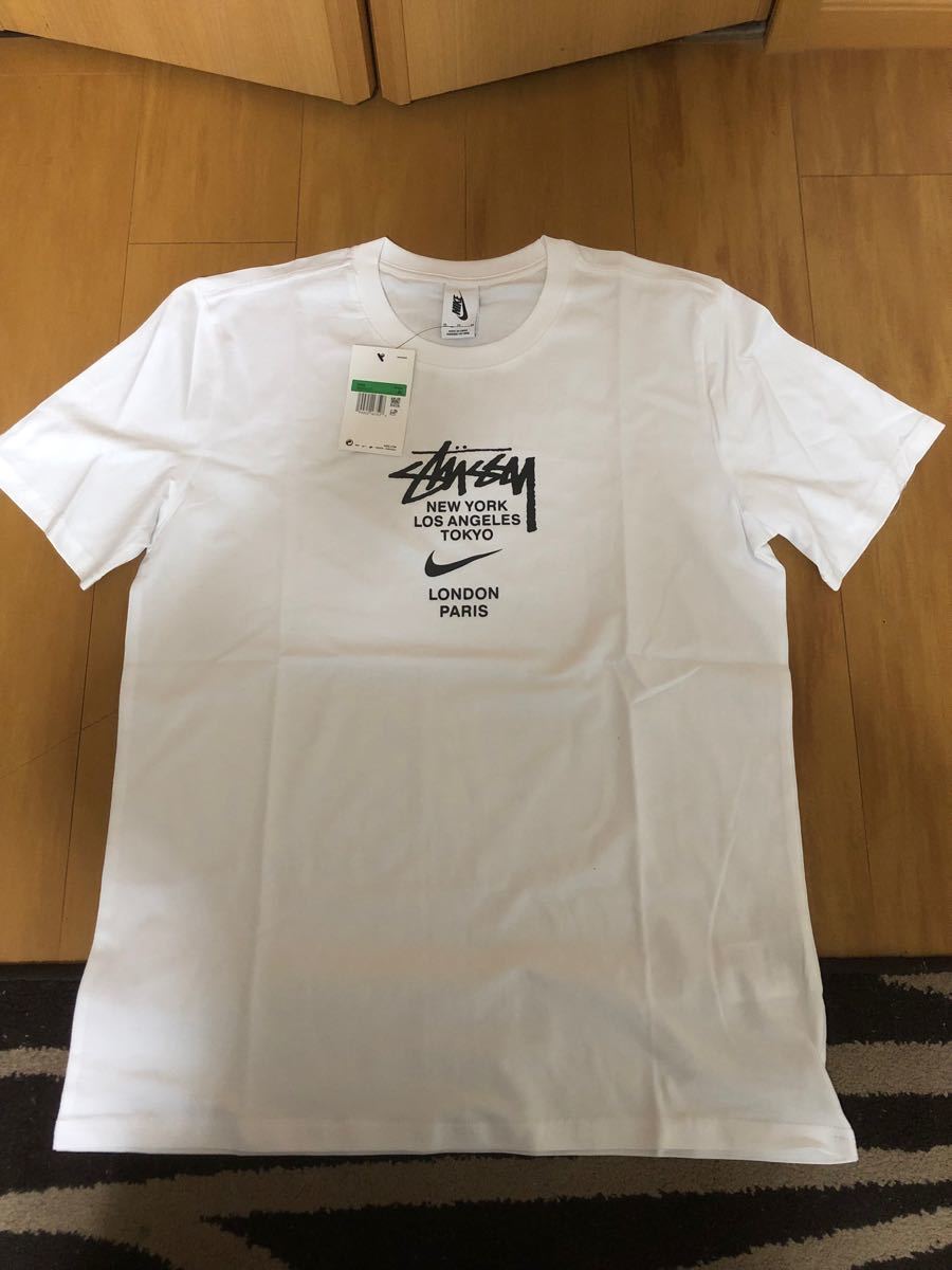 stussy x nike tシャツ　ホワイト