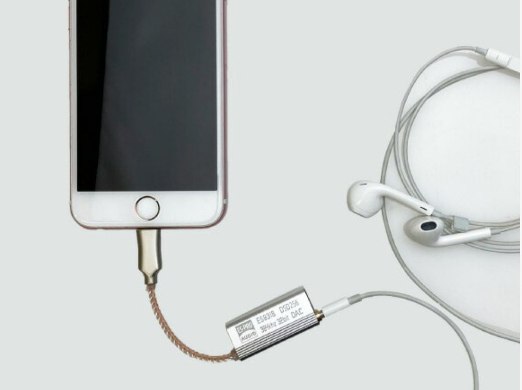 ・iPhone/iPad用 ハイレゾDAC 3.5mmイヤホンジャッ ク-Lightning変換アダプター 