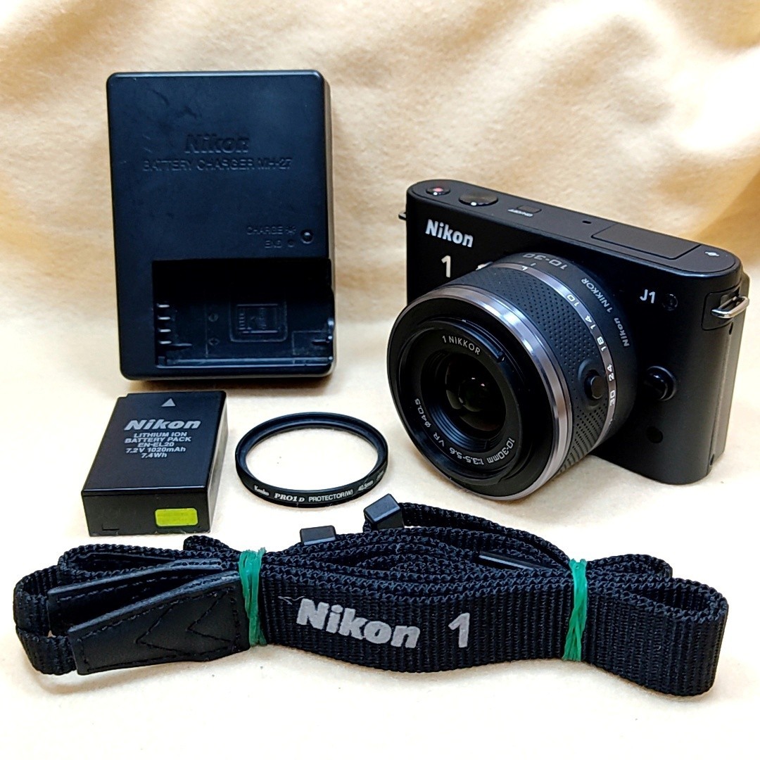 感謝価格】 カメラ Nikon ブラック 1 J1 標準ズームレンズ ミラーレス一眼カメラ Koushiki