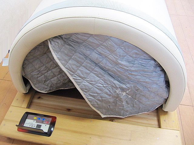 中古品 ダイヤ技研 ダイヤドームリフレ 遠赤外線美容健康機 DDH