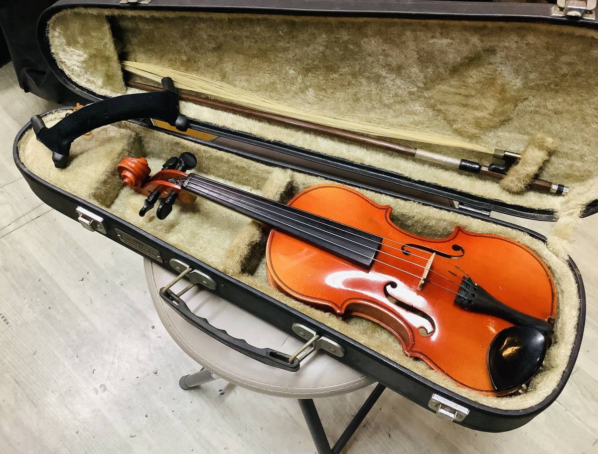 驚きの価格 1987年製 Suzuki Violin 1/10サイズ No220 分数バイオリン 国内製造 スズキバイオリン1／10 ケース 弓付属  バイオリン - collegemarketinggroup.com