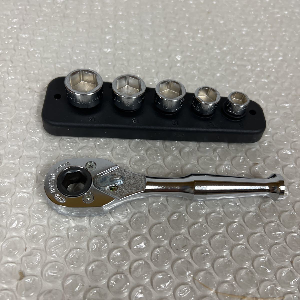 KTC BRP210 パームラチェットハンドルセット+サンフラッグ品付属 Yahoo!オークション - 新品未使用品 KTC パームラチェットセット
