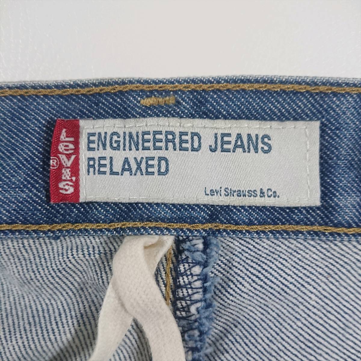 即決 LEVI'S ENGINEERED JEANS RELAXED 立体裁断 W30 ウエスト約 即決 LEVI'S ENGINEERED JEANS RELAXED 立体裁断 W30 ウエスト約