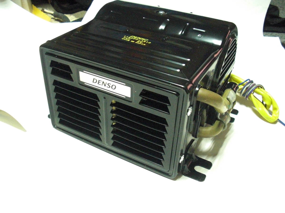 船舶・車等デンソー汎用角型 温水 ヒーターDC24V 美品 船舶・車等デンソー汎用角型 温水 ヒーターDC24V 美品