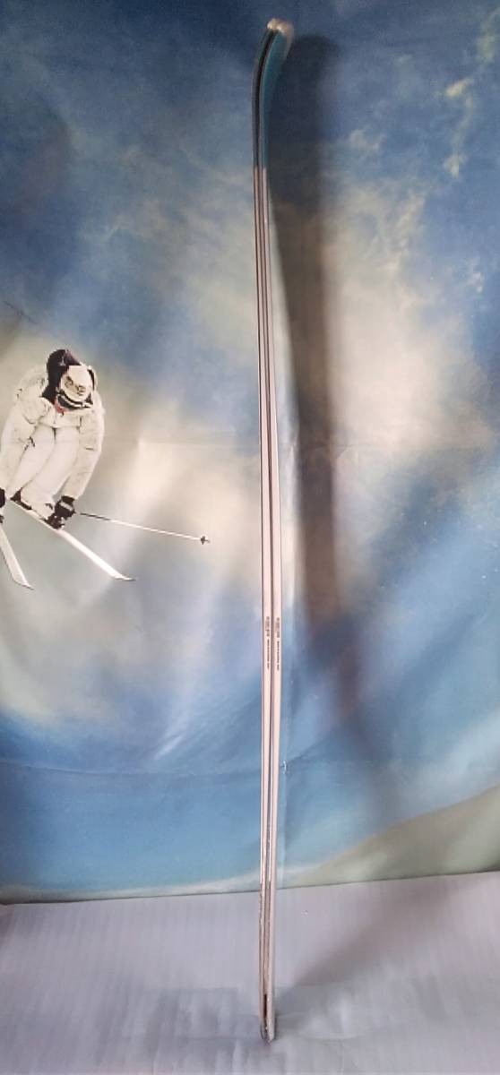 ◇◆ 新品　高梨沙羅で有名な　Slatner　スラットナー　 スキー板　140ｃｍ◆◇ブルー1
