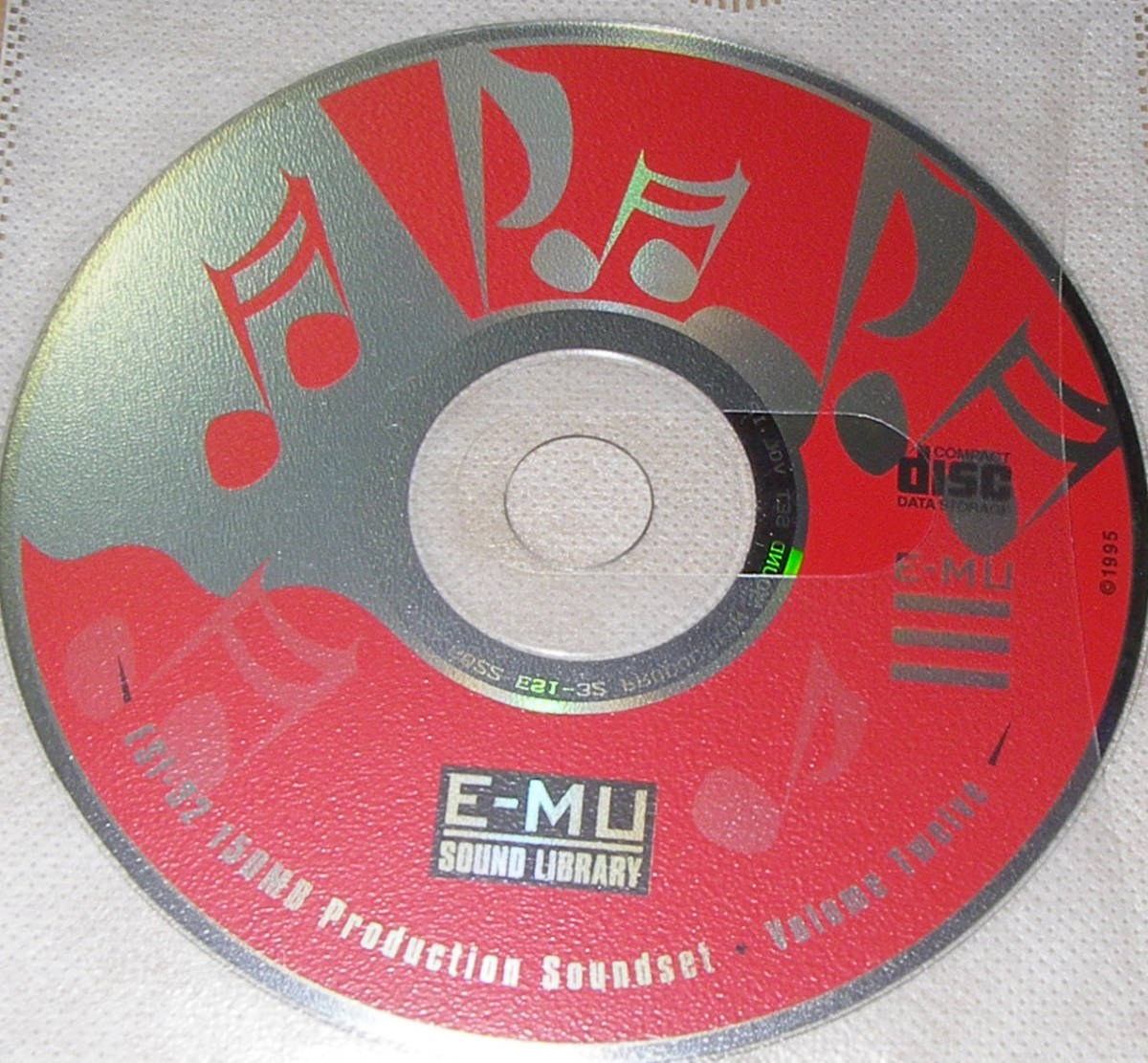★E-MU ESI-32 150MB PRODUCTION SOUND SET CD 01 SOUND LIBRARY (CD DATA STORAGE)★_画像2
