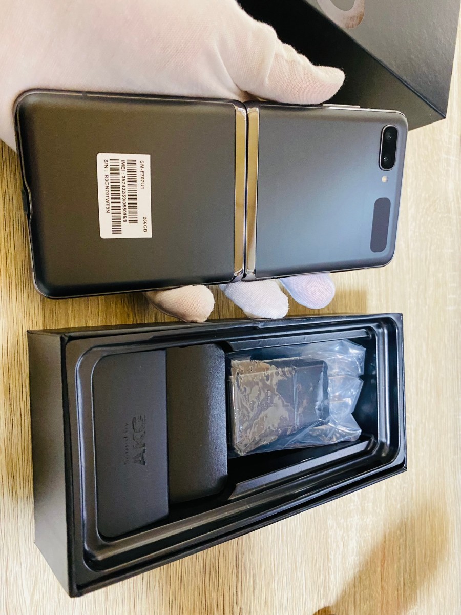 Galaxy Z Flip 5G Black 256GB SIMフリー | www.mclegal.info
