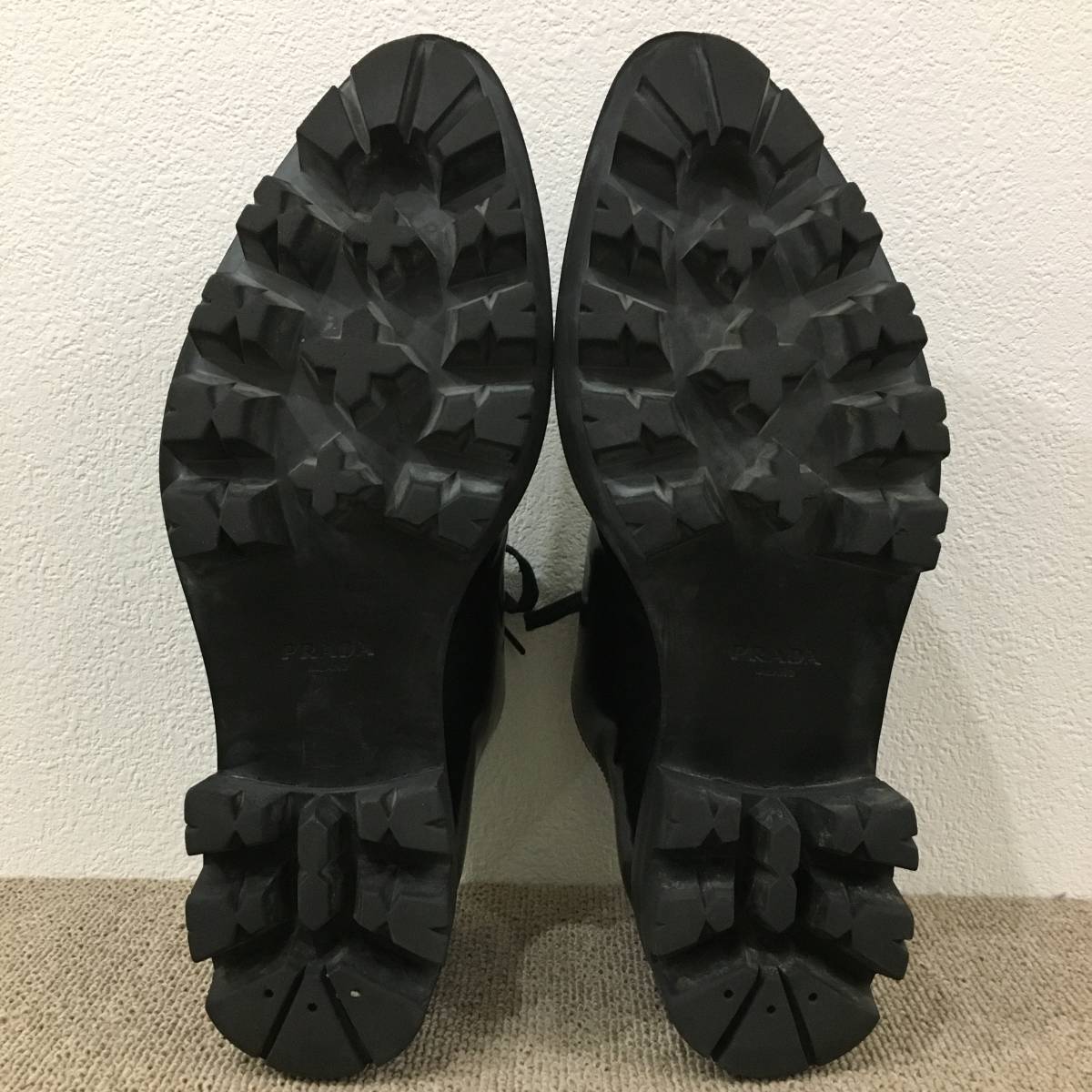 Yahoo!オークション - 美品 13AW PRADA プラダ タンクソール Yahoo!オークション - 美品 13AW PRADA プラダ タンクソール