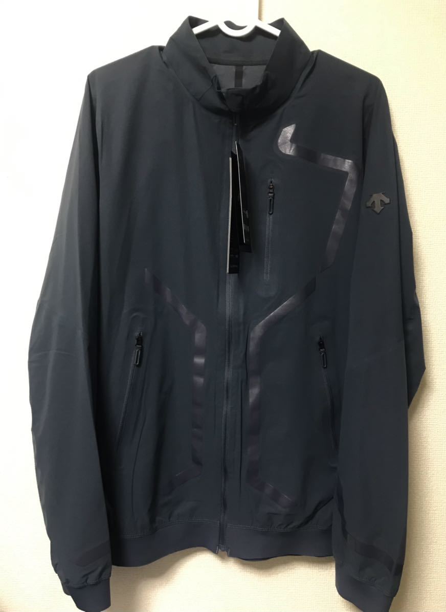 ついに再販開始!】 【新品/未使用】DESCENTE 日本製 ジャケットDIA2601U ライトストレッチ ストリームライン L/デサントオルテライン ALLTERRAIN/STREAMLINE Lサイズ マムート マッソーネ3 4パンツ◆メンズXSサイズ(実寸M程度) グレー