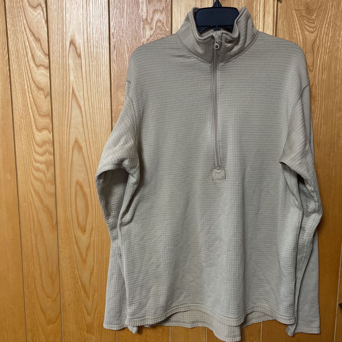 中古美品　USMC COLD WEATHER MID WEIGHT SHIRT (GEN Ⅲ) LARGE LONG TAN