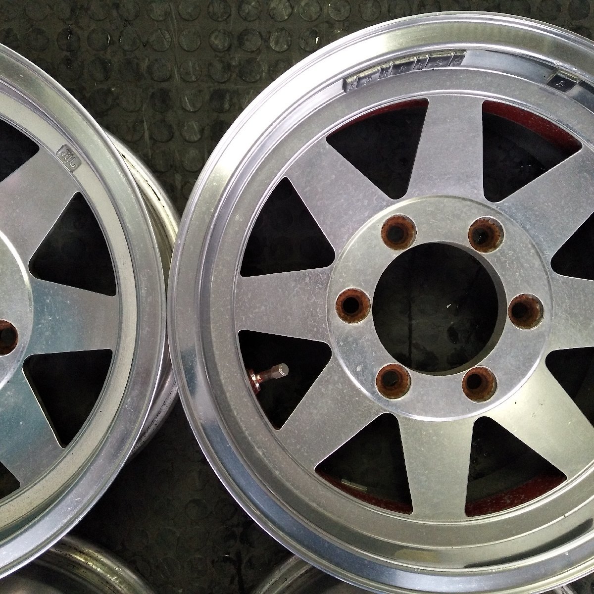 管理番号:W1-143【4本価額】【15x6J 6x139.7 ET+5 ハブ径108 】ASAHI・70ランクル等・店頭直接購入・引取・下取可能_画像3