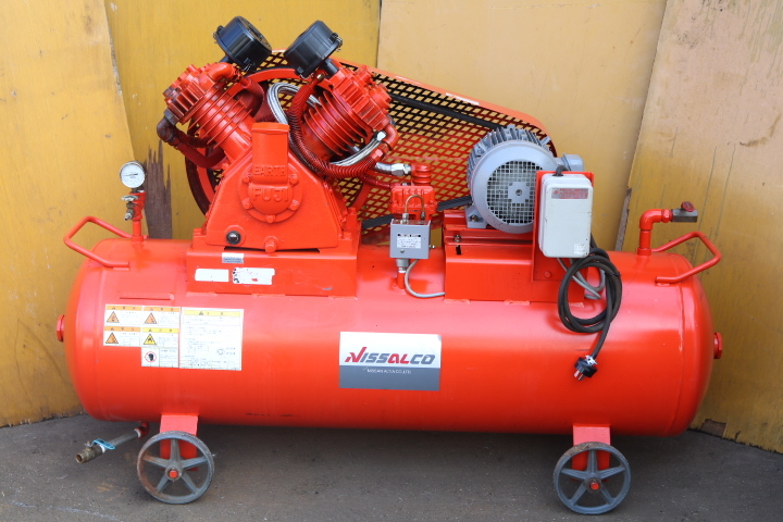 Yahoo!オークション - EARTH FUJI エアーコンプレッサー 3.7kW Yahoo!オークション - EARTH FUJI エアーコンプレッサー 3.7kW