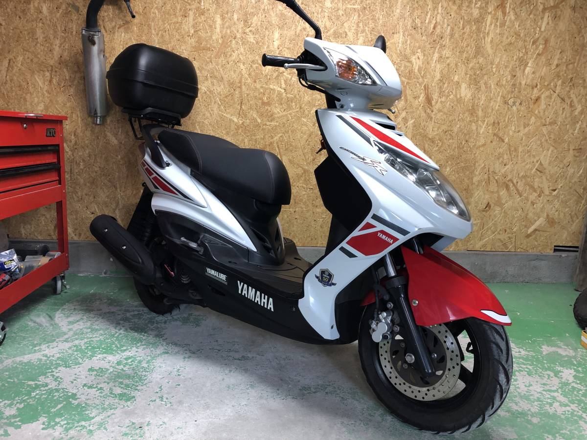 YAMAHA シグナス-X XC125SR WGP参戦50周年記念モデル GIVIリアボックス