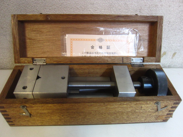 中古品】理研 RKN 精密バイス 1形 合格証付 口開最大77mm 口 中古品】理研 RKN 精密バイス 1形 合格証付 口開最大77mm 口