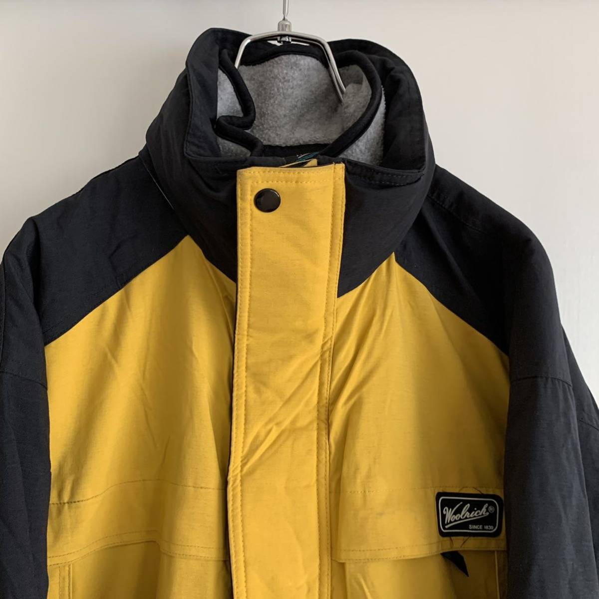 【希少】90s Woolrich ウールリッチ ナイロン マウンテンパーカー ジャケット POLARTEC フリースライナー付 収納フード アシックス製_画像5