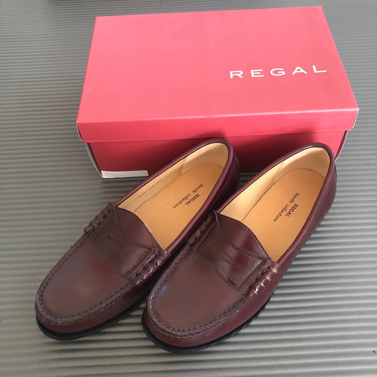 未使用品　REGAL リーガル 23.5cm ローファー ブラウン　ワインレッド　革靴　本革　レディース　卒業式高校生　学生茶色