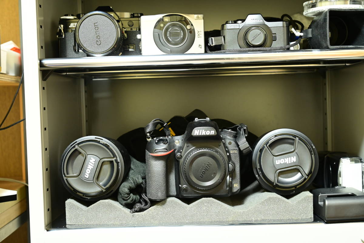 ニコンカメラD750ボディのみ・充電器.バッテリ- www.gastech.com.tr