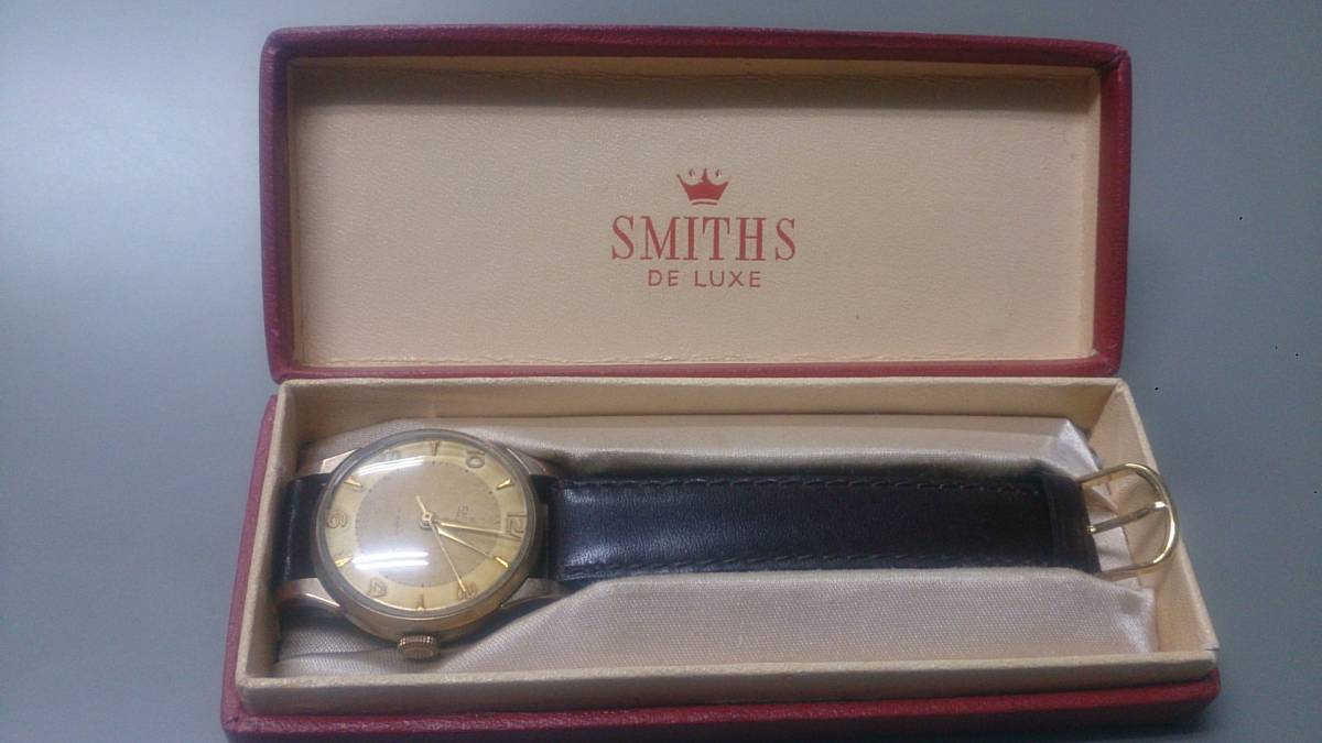 SMITHS DELUXE Smith Deluxe Vintage wristwatch Britain made Vintage antique MADE IN ENGLAND No.1