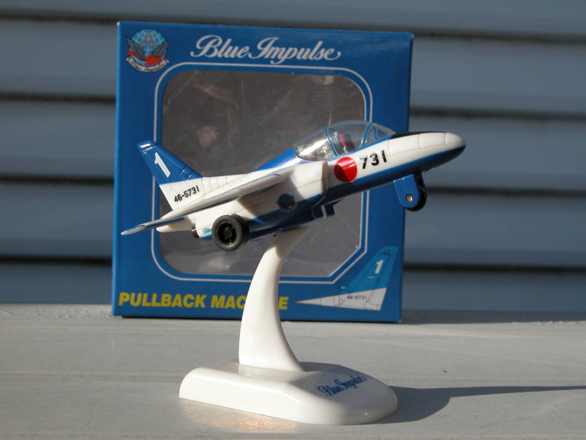 Blue Impulse T-4 ブルーインパルス プルバックマシーン　飾り台スタンド付き_画像2