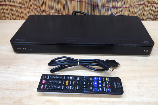 TOSHIBA東芝 REGZA HDDブルーレイディスクレコーダー Wチューナ-