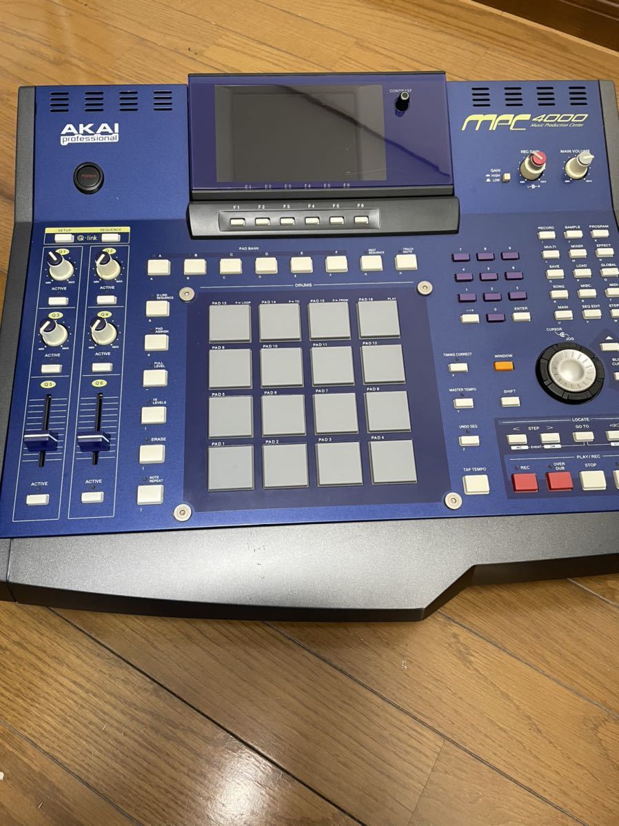 AKAI MPC4000 www.gastech.com.tr