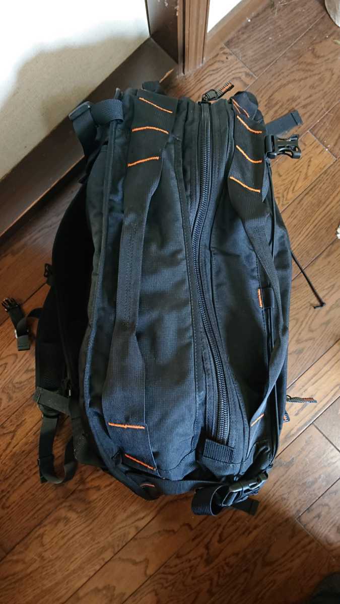 オーストラリア Outgear バックパック 黒
