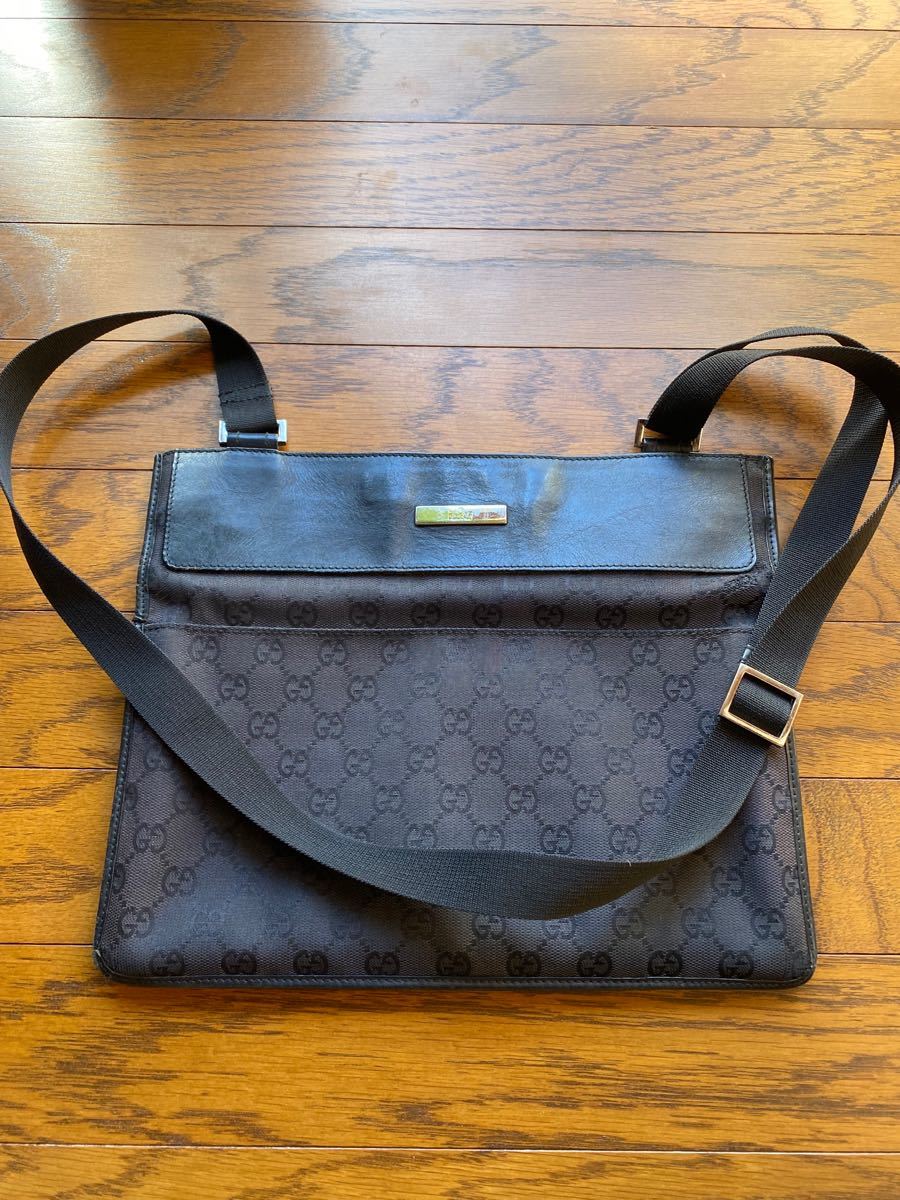 GUCCI ボディバッグ ショルダー クラッチバッグ towinglouisvilleky.com