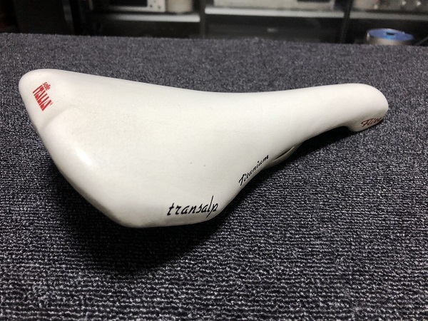 セライタリア SELLE ITALIA Flite Titanium transalp 白 1993年製