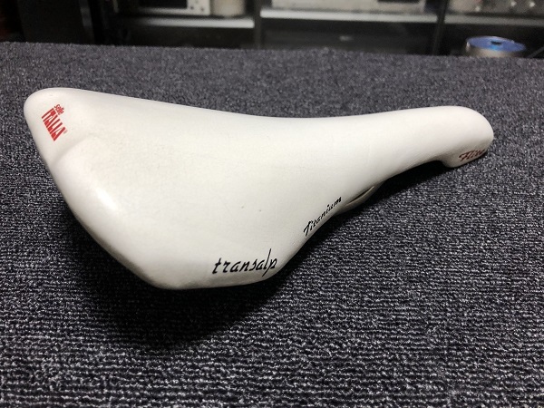 セライタリア SELLE ITALIA Flite Titanium transalp 白 １９９３年製