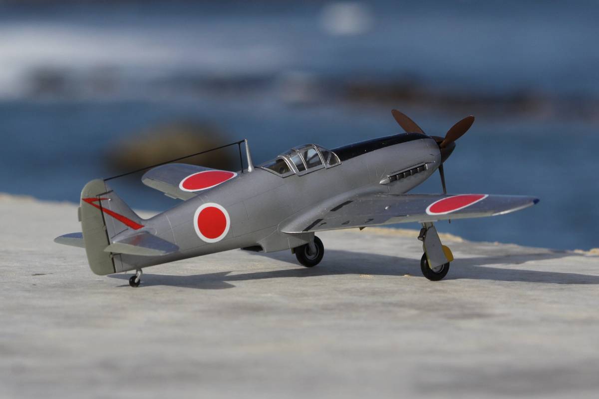 航空機模型完成品】ハセガワ1/72 川崎キ-61 三式戦闘機飛燕一型丁第七