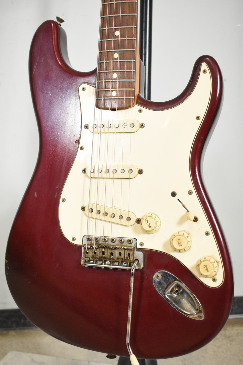 Fender USA フェンダー エレキギター American Vintage Stratocaster【5000円～!!】_画像1
