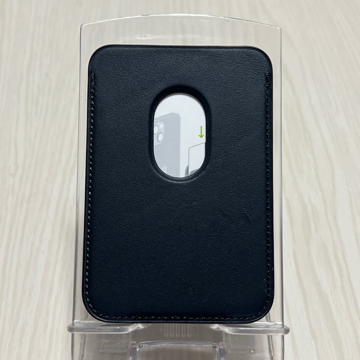 純正 アップル Apple MagSafe対応 iPhone レザーウォレット 純正 アップル Apple MagSafe対応 iPhone レザーウォレット
