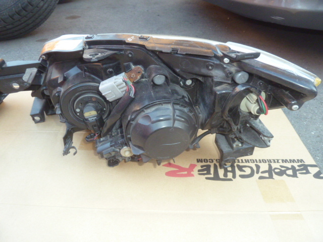 GRB インプレッサ WRX STi USスバル純正キセノンヘッドライト GRB インプレッサ WRX STi USスバル純正キセノンヘッドライト